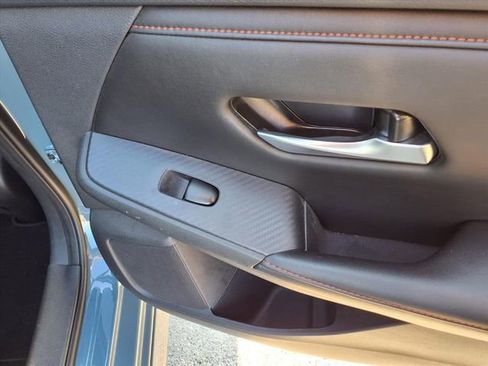 Used 2024 Nissan Sentra SR FWD image 25