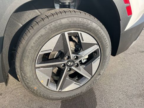 New 2026 Hyundai Tucson SEL image 9