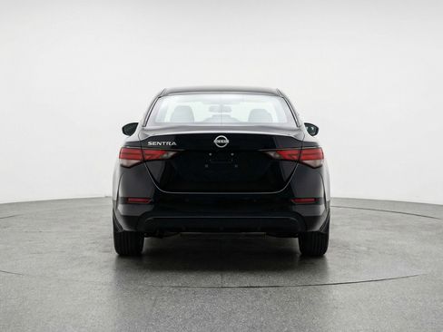 Used 2025 Nissan Sentra S image 7