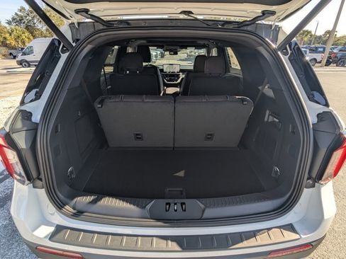 New 2026 Ford Explorer Platinum image 14