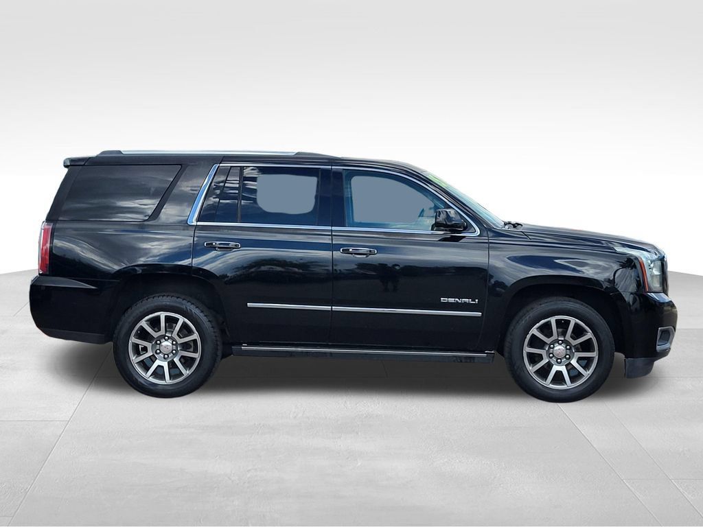 Used 2015 GMC Yukon Denali w/ Premium Package AWD/4WD image 2
