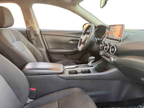 Used 2024 Nissan Sentra SV image 14