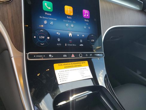 Used 2026 Mercedes-Benz GLC 300 image 28