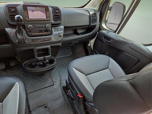 Used 2025 RAM ProMaster 2500 w/ Convenience Group FWD image 12