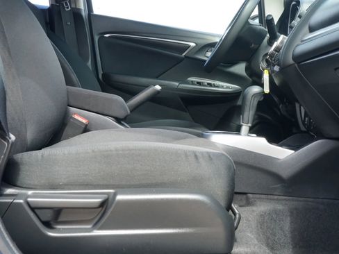 Used 2015 Honda Fit LX image 36