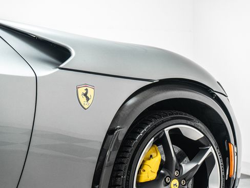 Used 2025 Ferrari Purosangue AWD/4WD image 35