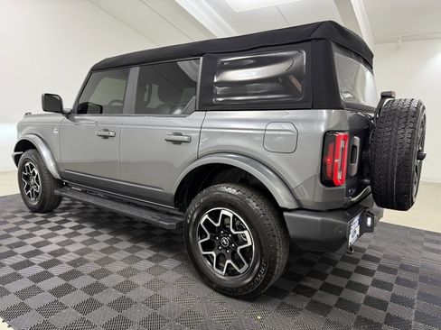 Used 2024 Ford Bronco Outer Banks image 5