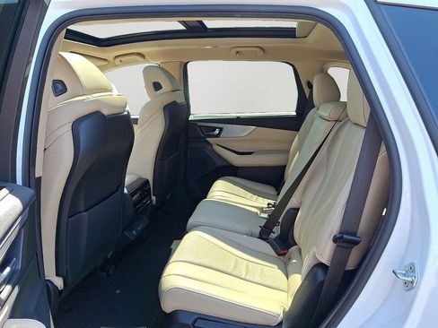 Used 2023 Acura MDX SH-AWD w/ Technology Package image 8