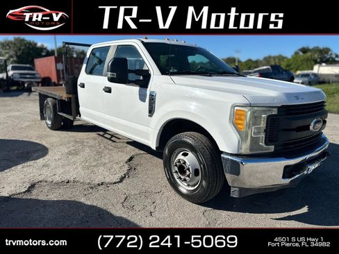 Used 2017 Ford F350 XL w/ Power Equipment Group RWD image 3