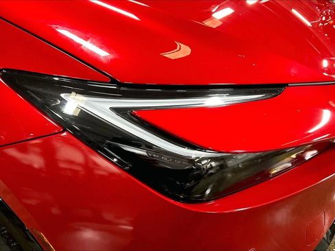 Used 2025 Toyota Prius Plug-In Hybrid image 25