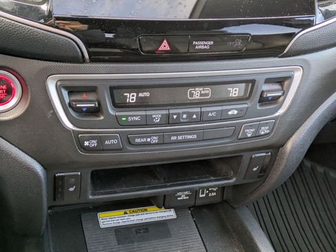 Certified 2023 Honda Passport TrailSport image 25