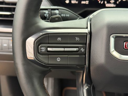 Certified 2025 GMC Acadia AT4 w/ Luxury Package image 20