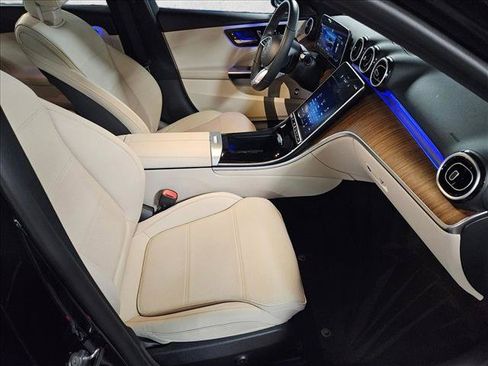 Used 2023 Mercedes-Benz C 300 Sedan image 21