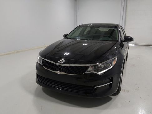 Used 2018 Kia Optima LX w/ 17" Alloy Wheels Package FWD image 15