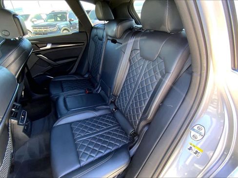 Used 2022 Audi SQ5 Premium Plus w/ Premium Plus Package AWD/4WD image 21