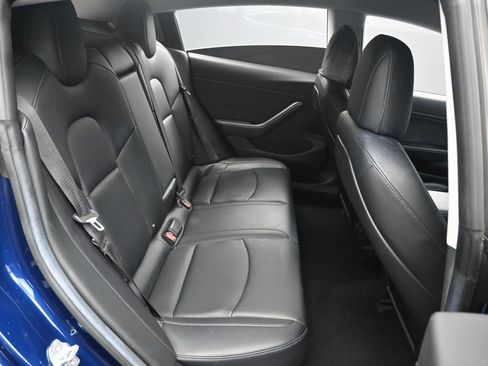 Used 2017 Tesla Model 3 Long Range image 34