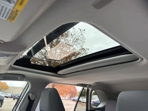 Used 2025 Toyota RAV4 XLE w/ Convenience Package image 13