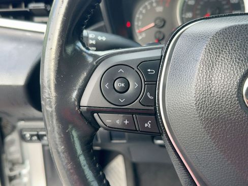 Used 2021 Toyota Corolla SE image 16