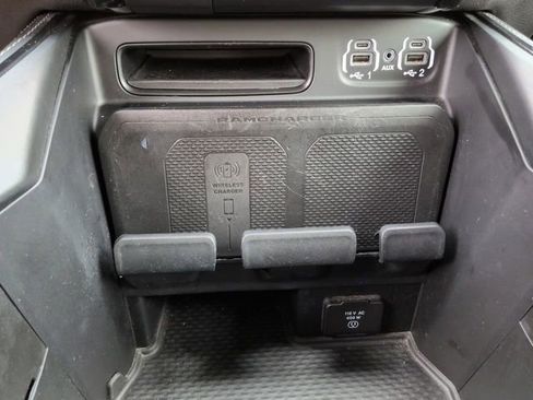 Used 2024 RAM 3500 Limited image 25