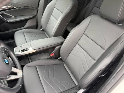 Used 2025 BMW X1 xDrive28i w/ Convenience Package AWD/4WD image 7