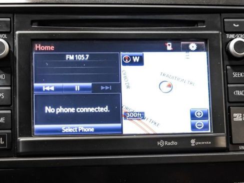 Used 2015 Toyota Sequoia Platinum image 35