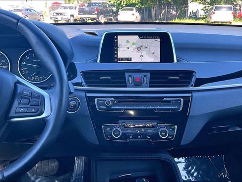 Used 2018 BMW X1 xDrive28i AWD/4WD image 8
