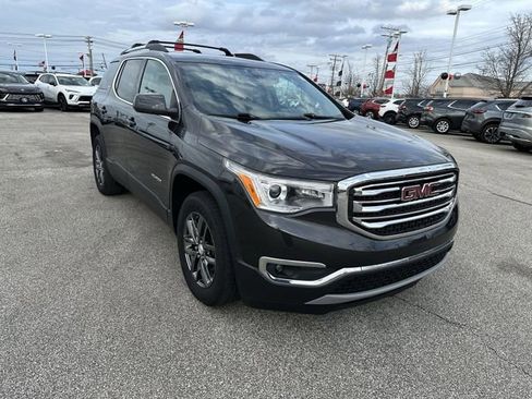Used 2017 GMC Acadia SLT image 12