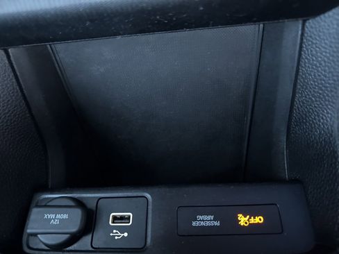 Used 2023 Honda Civic Sport image 26