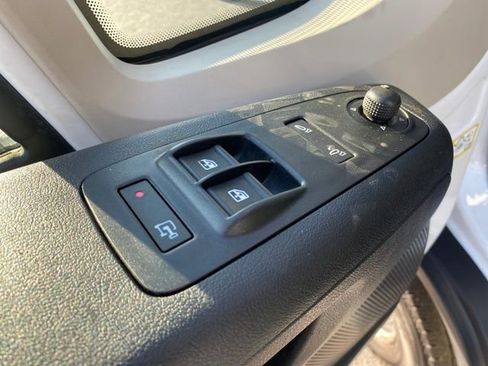 Used 2022 RAM ProMaster 2500 image 15