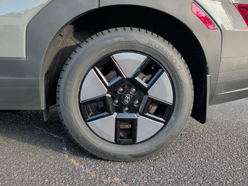 Certified 2024 Hyundai Santa Fe SEL FWD image 22