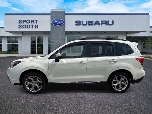 Used 2017 Subaru Forester 2.5i Touring AWD/4WD image 7