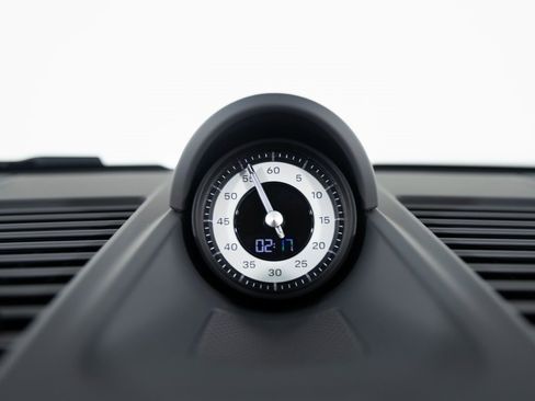 Certified 2024 Porsche 911 Carrera GTS image 22