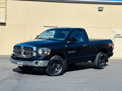 Used 2007 Dodge Ram 1500 Truck ST RWD image 4