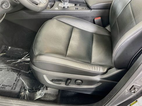 Used 2019 INFINITI QX50 Essential w/ Premium Heat Package AWD/4WD image 19