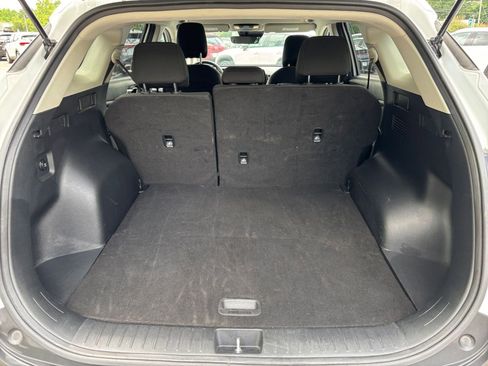 Used 2025 Kia Sportage LX FWD image 27