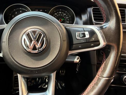 Used 2017 Volkswagen GTI S FWD image 33