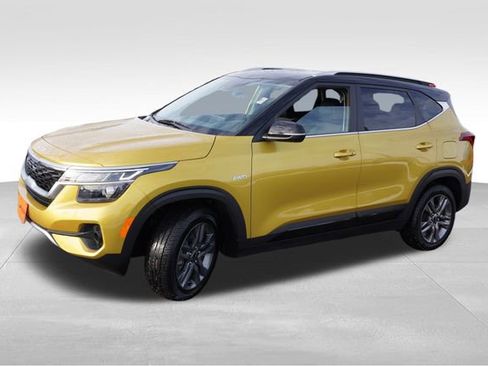 Used 2023 Kia Seltos S image 10