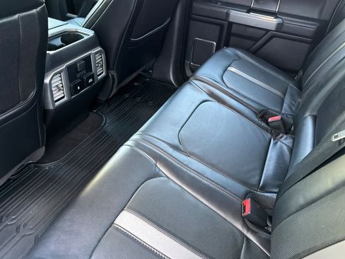 Used 2019 Ford F250 Platinum w/ Platinum Ultimate Package AWD/4WD image 4