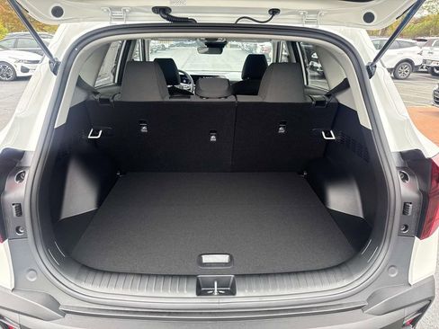 New 2026 Kia Seltos LX image 4