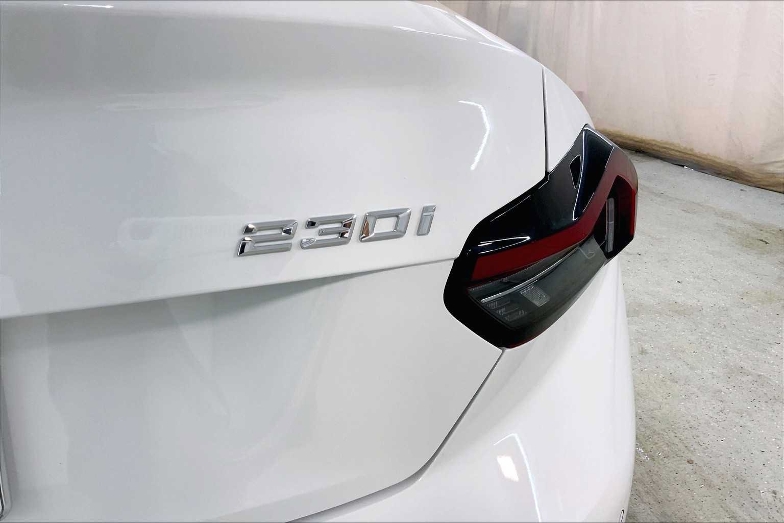 Used 2025 BMW 230i xDrive Coupe w/ Premium Package AWD/4WD image 15