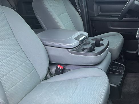 Used 2018 RAM 1500 Express image 15