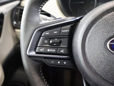 Certified 2025 Subaru Forester Limited image 18