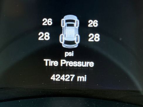 Used 2021 Jeep Grand Cherokee Laredo X image 17