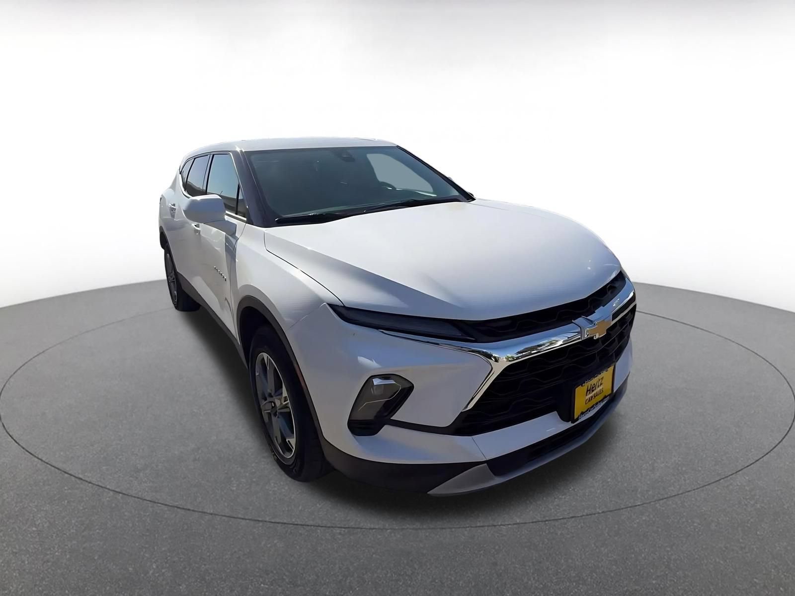 Used 2026 Chevrolet Blazer LT AWD/4WD image 3