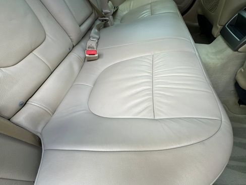 Used 2009 Jaguar XF Luxury RWD image 37
