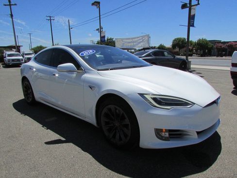 Used 2020 Tesla Model S Long Range Plus AWD/4WD image 2