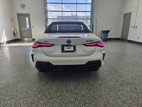 Used 2024 BMW 440i xDrive Convertible w/ Premium Package AWD/4WD image 4