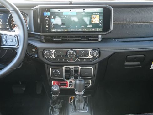 New 2025 Jeep Wrangler Unlimited Rubicon 392 image 14