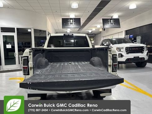 Used 2018 RAM 2500 Laramie w/ Cold Weather Group AWD/4WD image 42