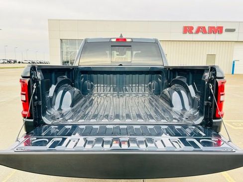 New 2026 RAM 1500 4x4 Crew Cab image 6